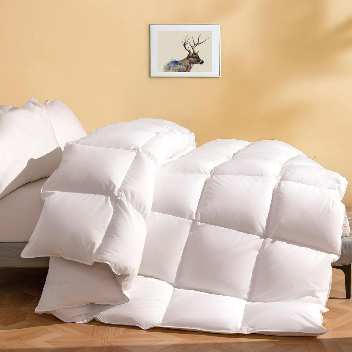 DWR Luxury Feather Down Fiber Comforter King Size, Ultra-Soft Egyptian Cotton-Blend Fabric, High FP Medium Weight for All Season Hotel Style Fluffy Duvet Insert with Ties (106"x90", White)